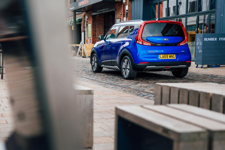  Kia Soul EV (SK3) 2019 года  (UK) (фото 20 из 40)